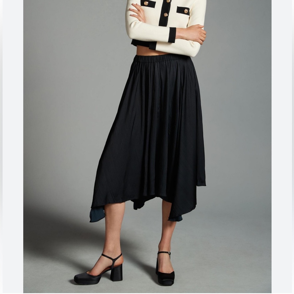 Sleek asymmetrical skirt anthro NWOT